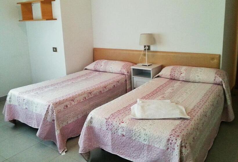 스탠다드 룸, Hostal Residencia Ponte Vella