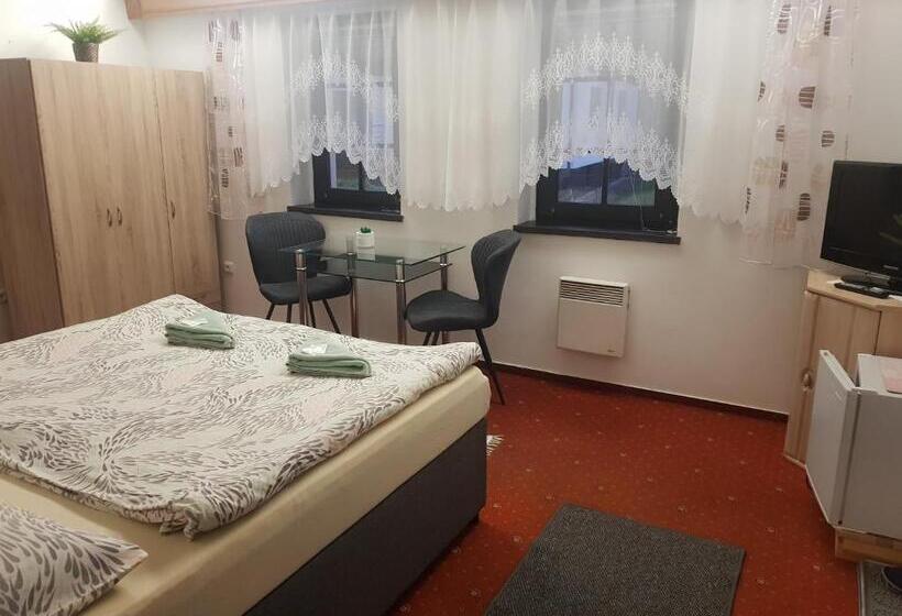 스탠다드 룸, U Královny Dagmar