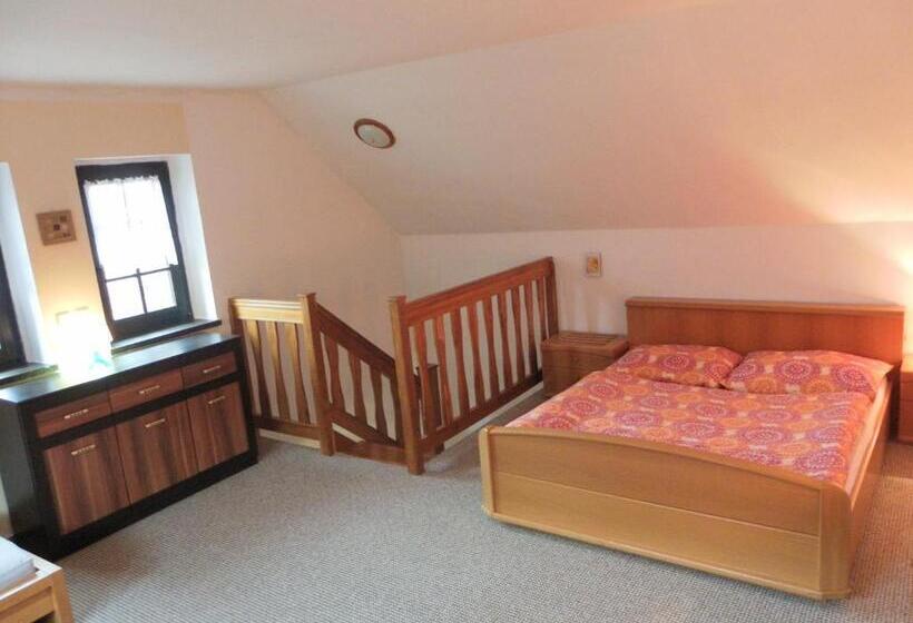 듀플렉스 스위트, U Královny Dagmar