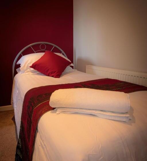 غرفة قياسية, The Darnley Arms