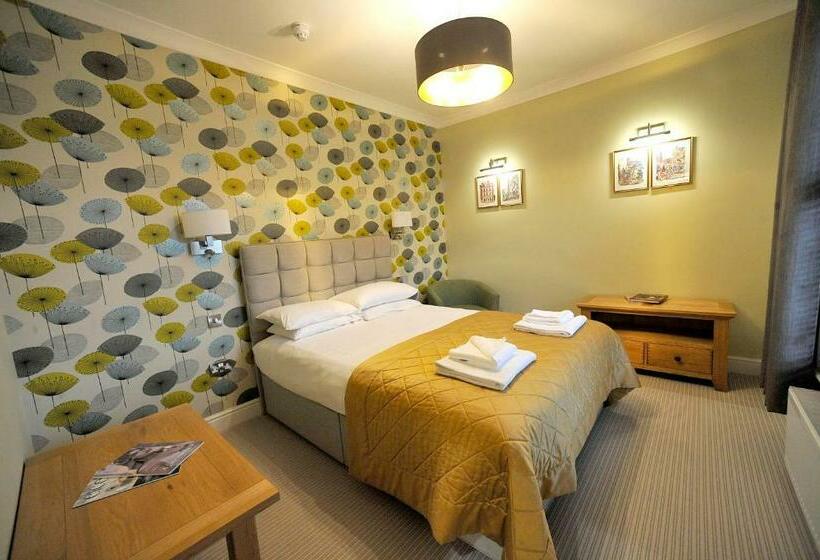 غرفة قياسية, The Pilot Inn