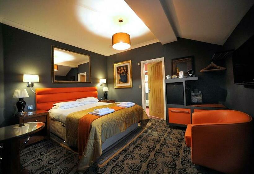 غرفة قياسية, The Pilot Inn