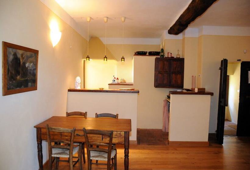شقة غرفة واحدة, Castello Di Grillano Guest House