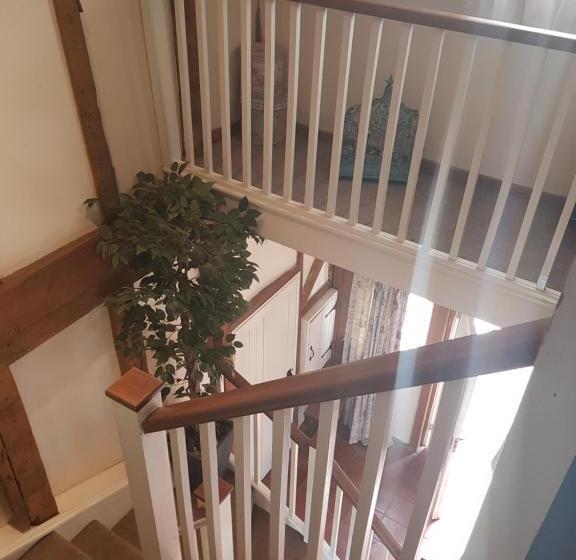 Suite with lake view, Common Leys Farm