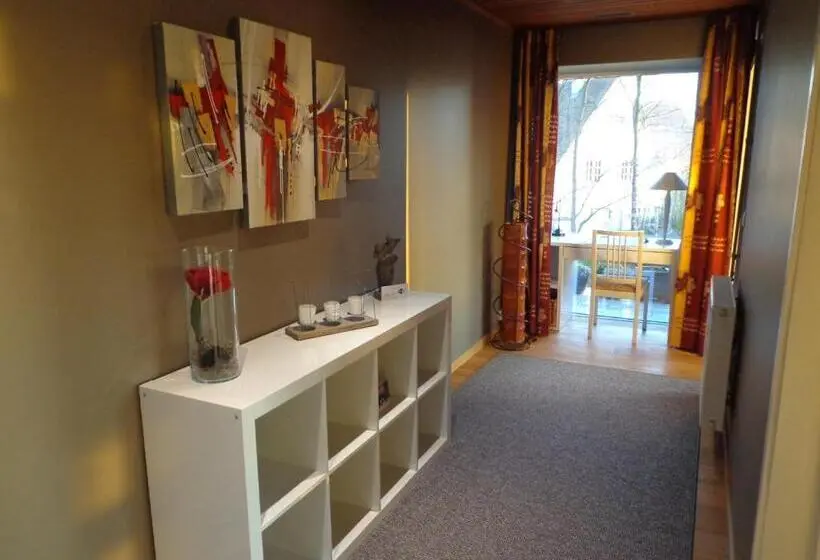 Huoneisto 1 Makuuhuone, Green Hill Guest House And Apartment