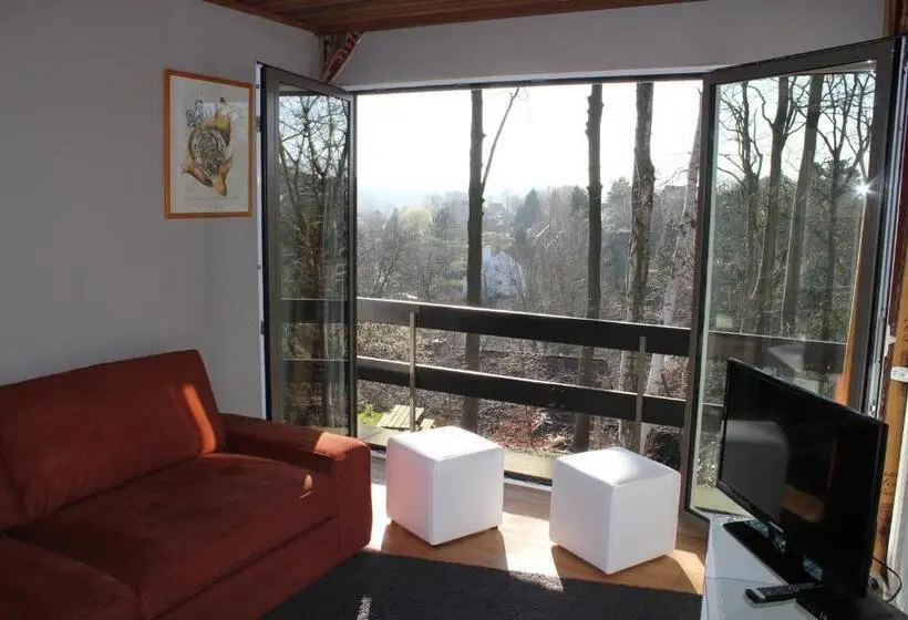 Huoneisto 1 Makuuhuone, Green Hill Guest House And Apartment
