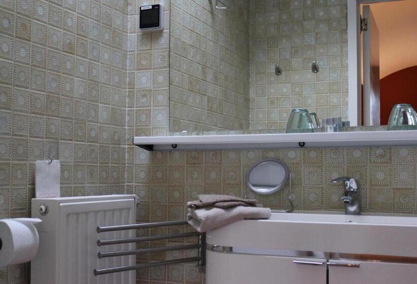 高级园景房, Green Hill Guest House And Apartment