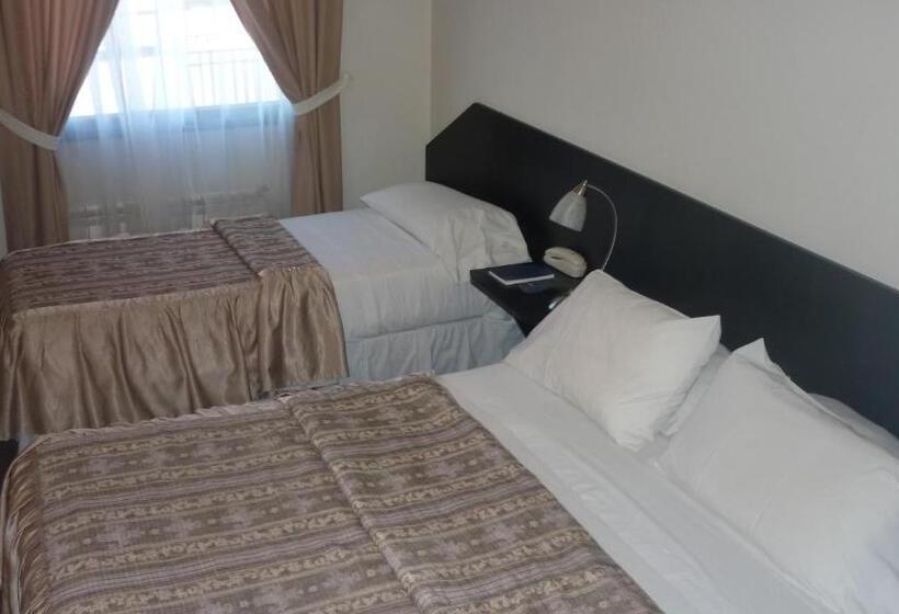 スタンダード4人部屋, Apart Hotel Austral