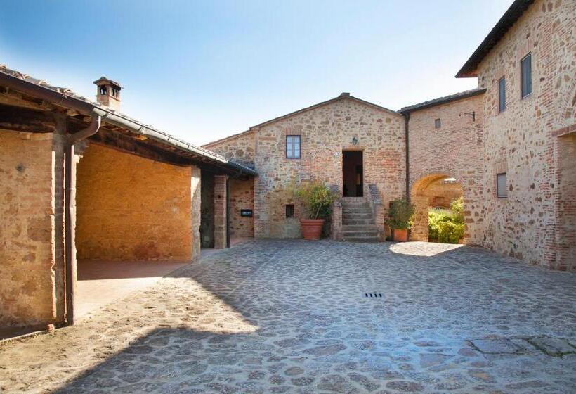 スタンダードルーム, Palazzo Massaini   La Pieve