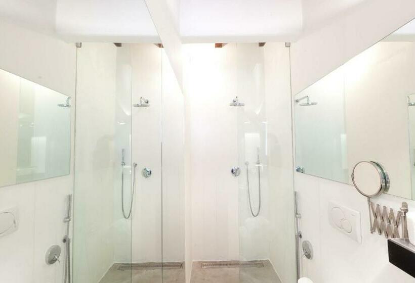 标准间, Casa Valentina