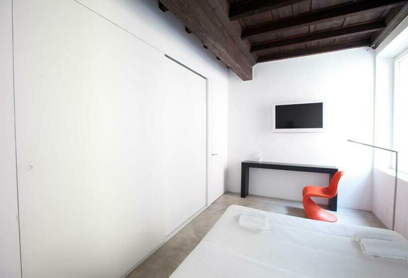 标准间, Casa Valentina