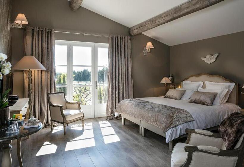 اتاق کلاسیک, Chateau Des Cinq Cantons