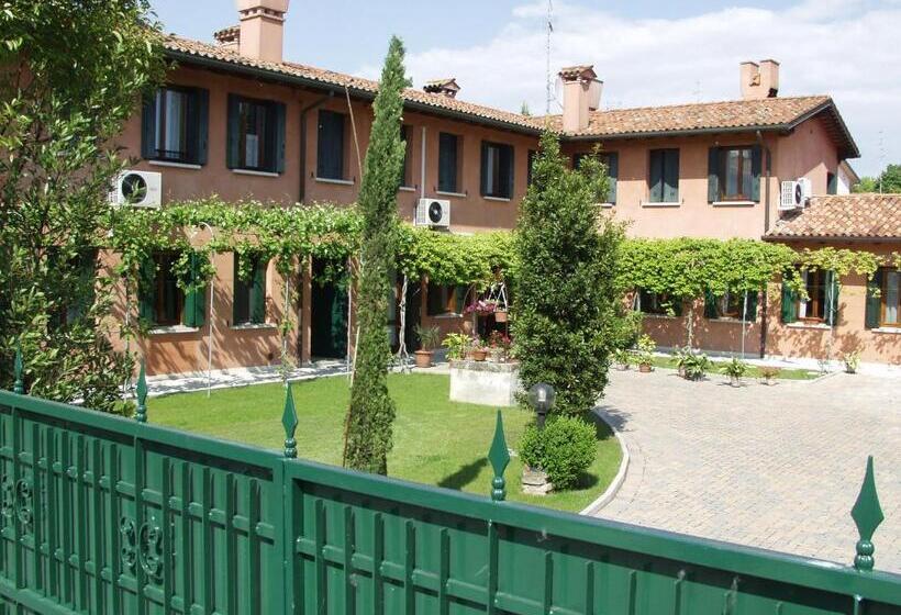 标准间, Dreon B&b