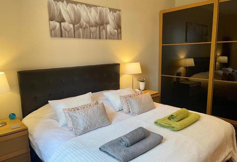 Люкс Deluxe 2 Спальни, Gites Du Caylar   Chambres Et Appartments
