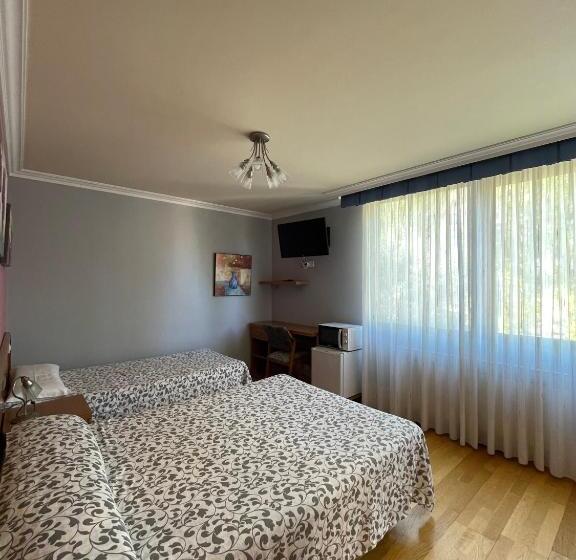 اتاق خانوادگی, Hostal Santiago 2