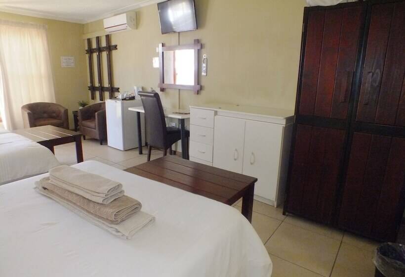 اتاق خانوادگی, Uzuri Guesthouse Cc