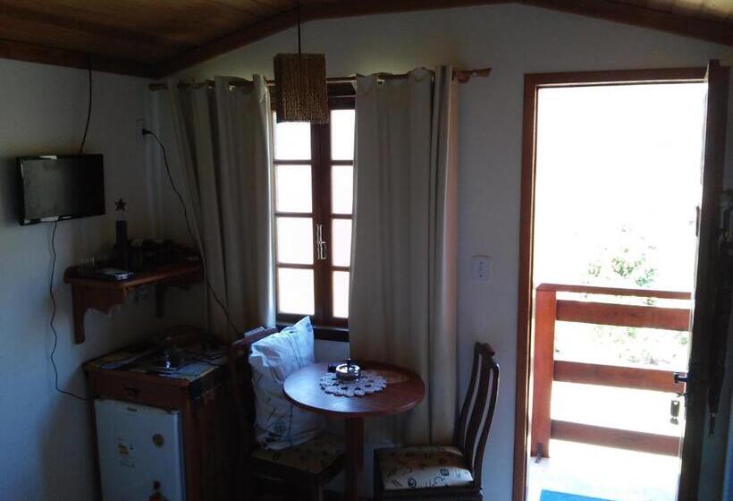 غرفة قياسية ثلاثية, Hospedaria Bela Vista Do Vale