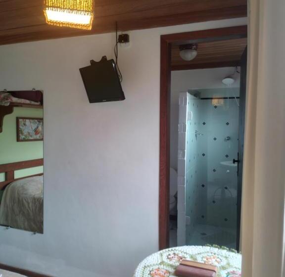 غرفة قياسية ثلاثية, Hospedaria Bela Vista Do Vale