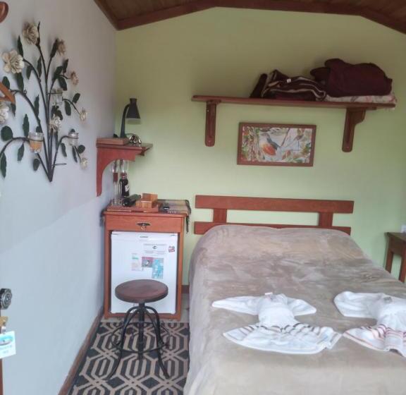 غرفة قياسية ثلاثية, Hospedaria Bela Vista Do Vale