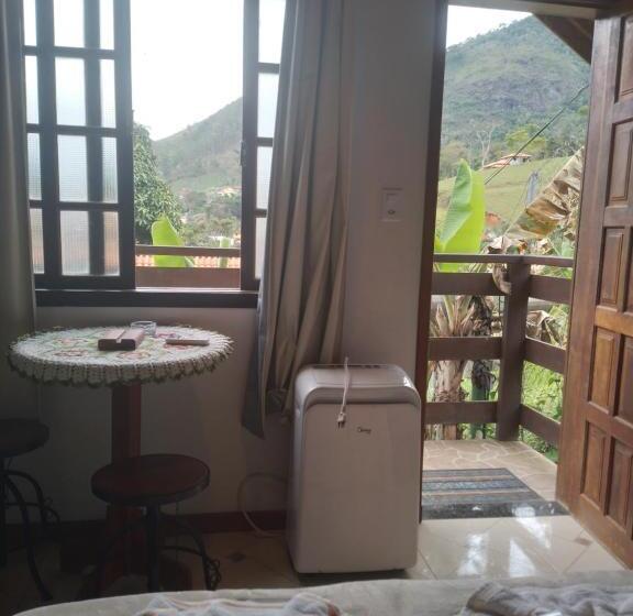 غرفة قياسية ثلاثية, Hospedaria Bela Vista Do Vale