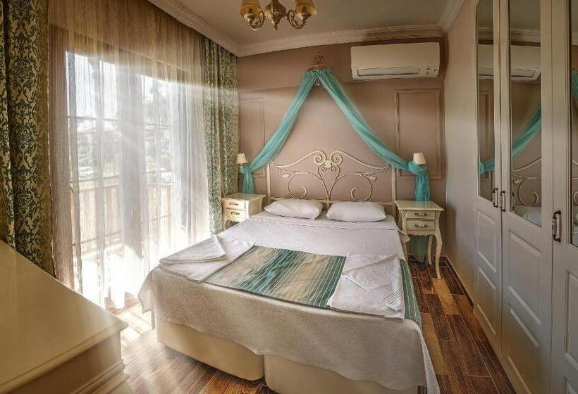 דירת חדר נוף לבריכה, Panamare Apart Hotel Akyaka