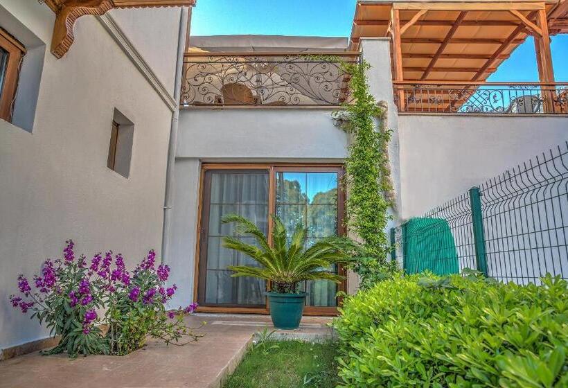 דירת חדר שינה  1 עם נוף לעיר, Panamare Apart Hotel Akyaka