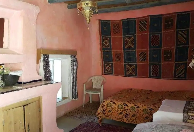 Comfort Kolmen Hengen Huone, Auberge Chez Julia