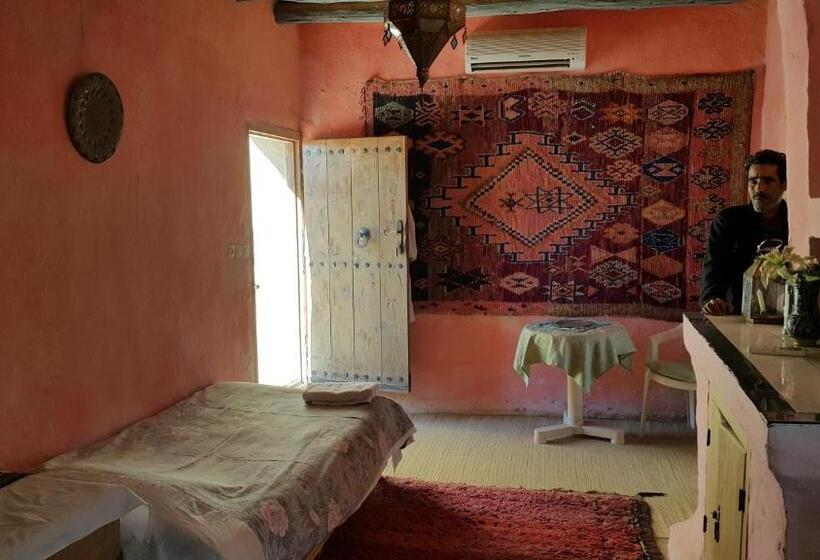 غرفة كومفورت ثلاثية, Auberge Chez Julia