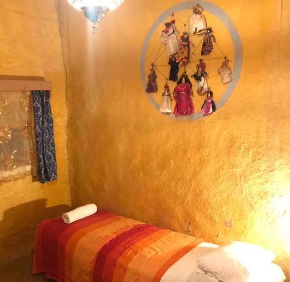 エコノミールーム, Auberge Chez Julia