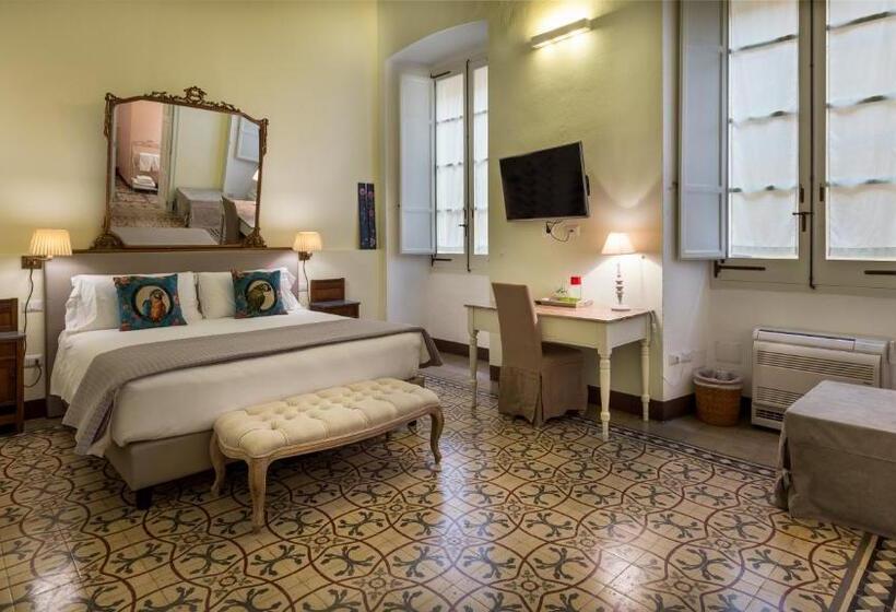 اتاق استاندارد, Relais Santa Croce