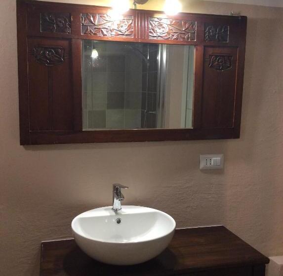 اتاق عادی, Relais Santa Croce