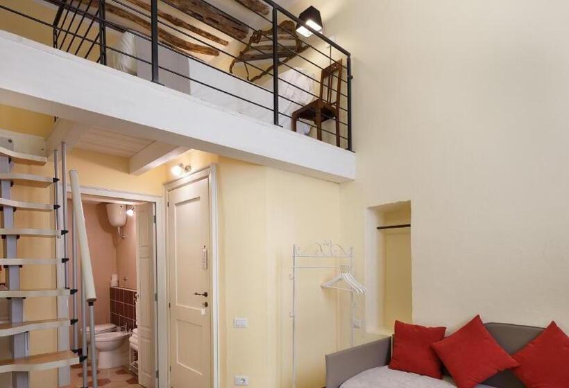 اتاق استاندارد, Relais Santa Croce