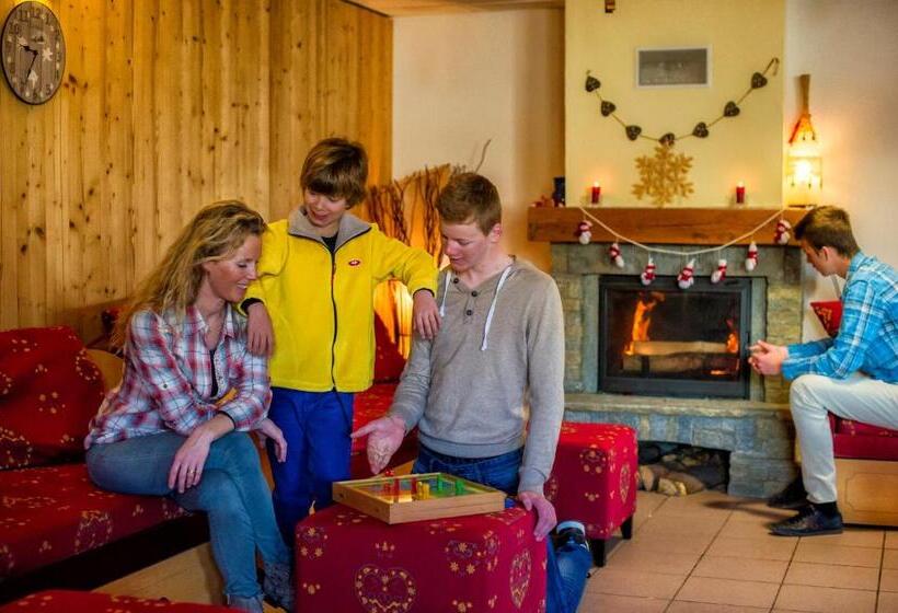 شقة غرفة نوم واحدة مزودة بشُرفة, Résidence Goélia Les 4 Vallées