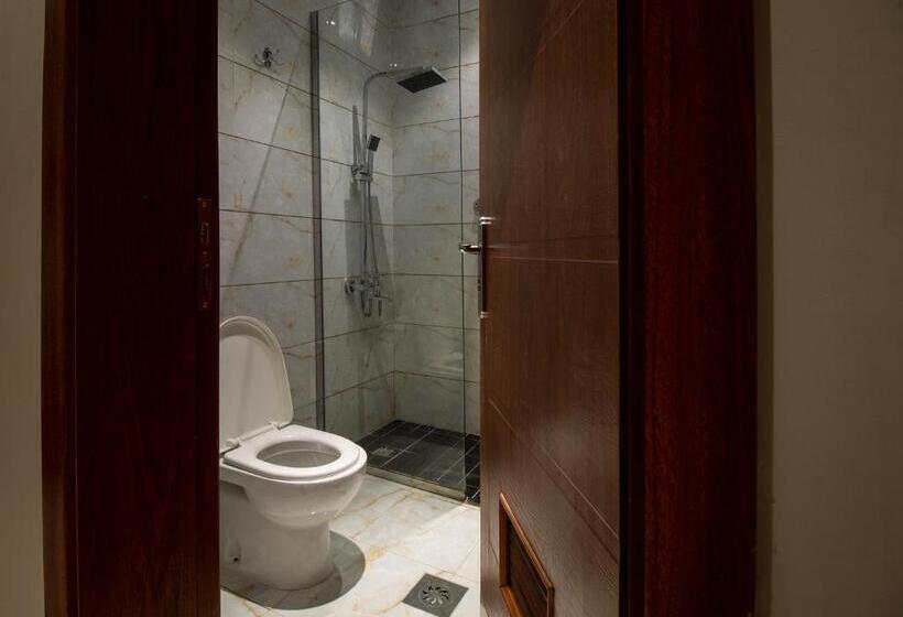 إستوديو قياسى, Toot House Alqaim