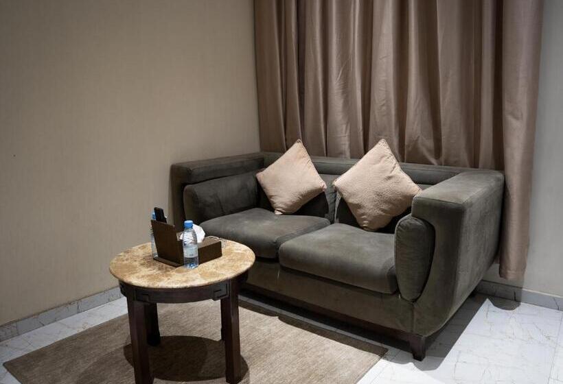 Economy Room, Toot House Alqaim