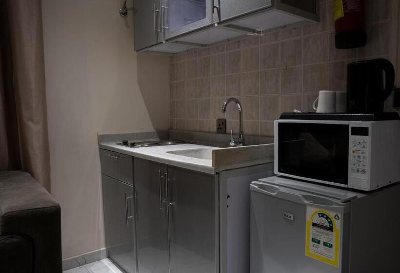 Economy Room, Toot House Alqaim