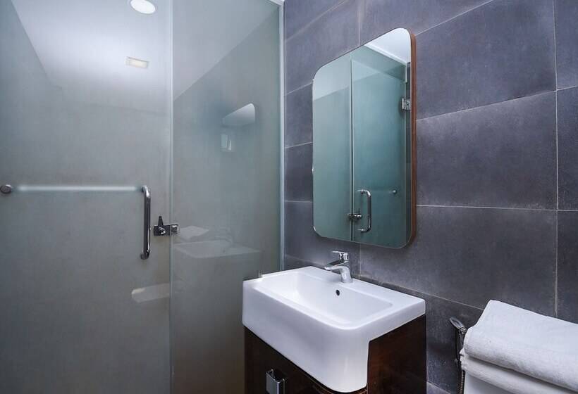 סוויטת סופריור, Hongkong Suites