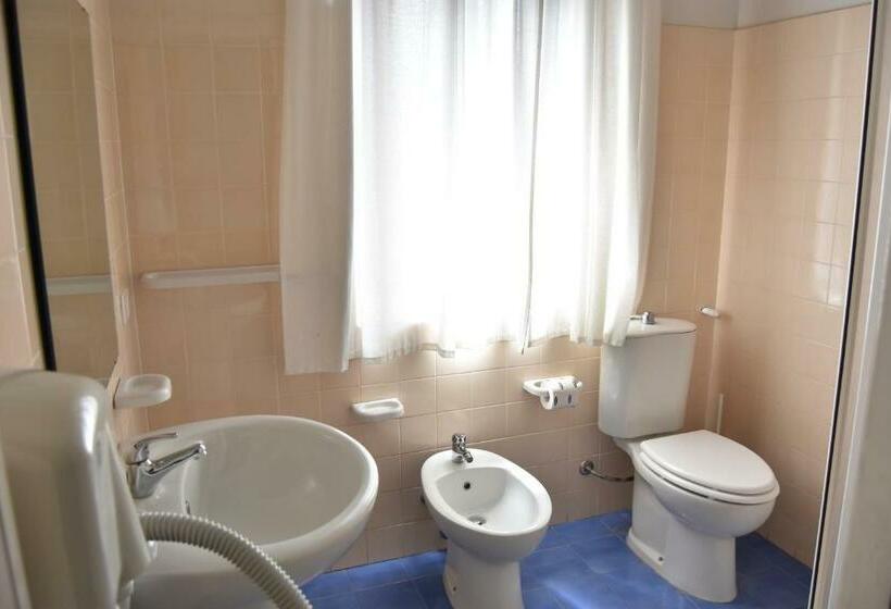 标准三人间, Affittacamere Sestiere Santa Caterina