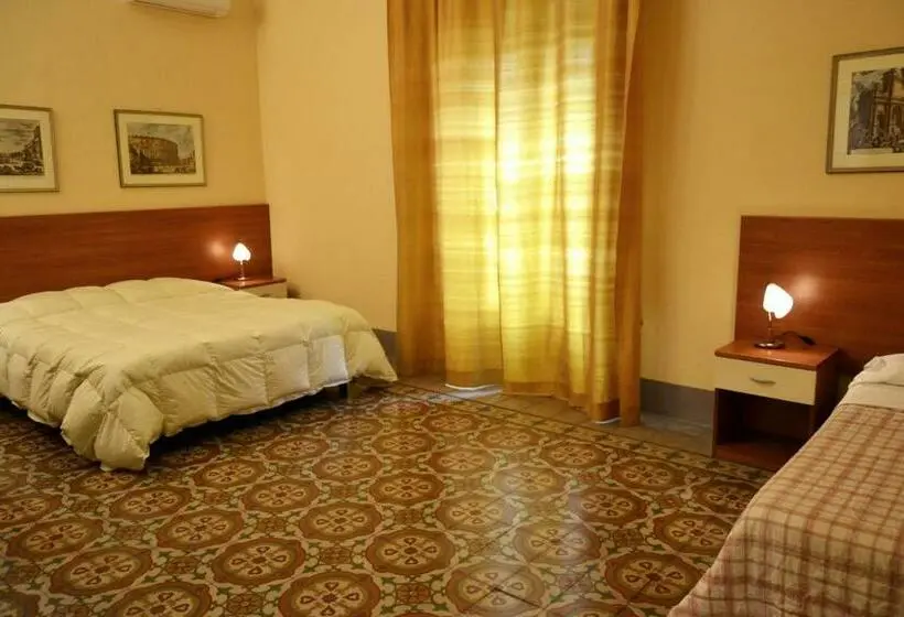Standard Kolmen Hengen Huone, Affittacamere Sestiere Santa Caterina