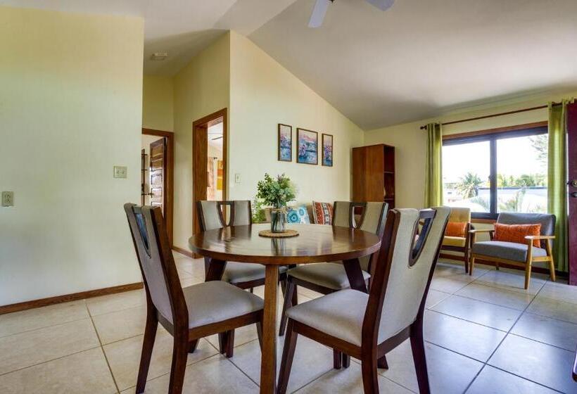 דירת חדר נוף לים, Coconut Row Boutique