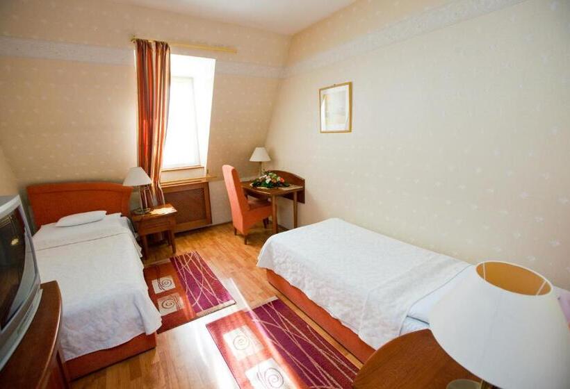 스탠다드 룸, Göcsej Palatinus étterem és Panzió