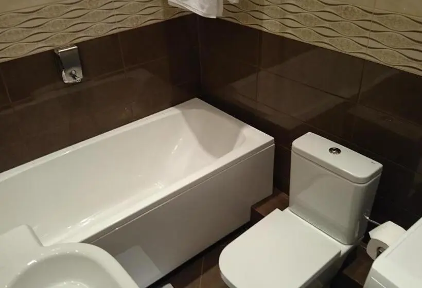 آپارتمان 2 خوابه با بالکن, Katrin Apartments