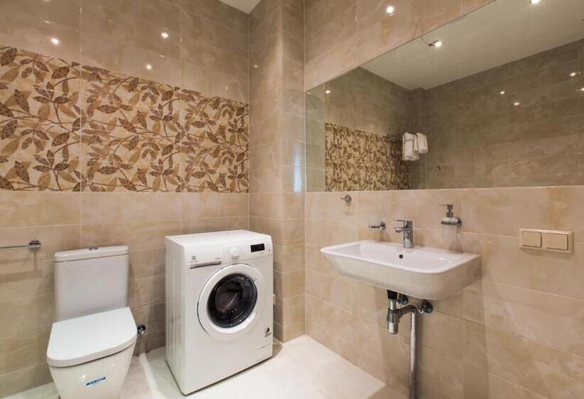 , Katrin Apartments