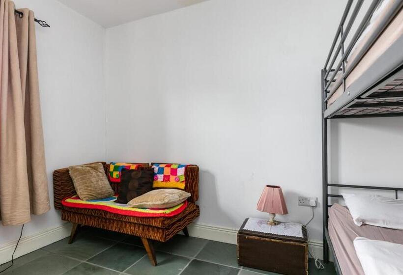 Номер Economy, Slemish Barn Hostel