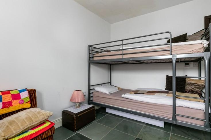 エコノミールーム, Slemish Barn Hostel