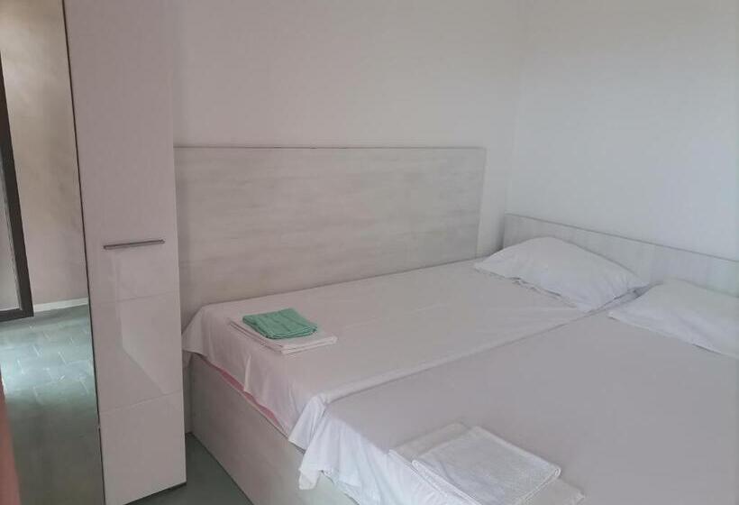 اتاق استاندارد با سرویس بهداشتی مشترک, Apartments Stevanovic