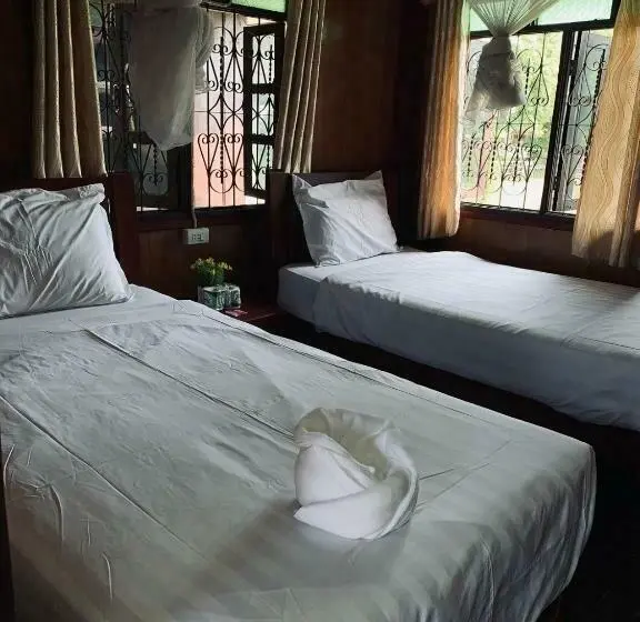 بانگلوی استاندارد, Dalom Guesthouse