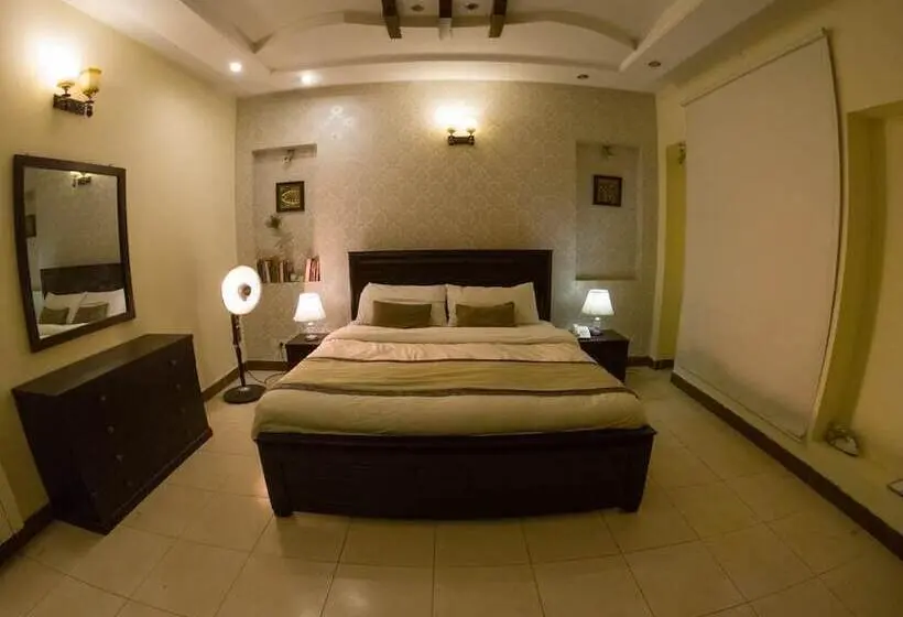 اتاق لوکس, Harvey S Guest House