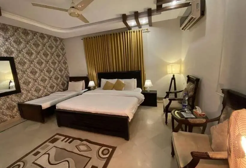 اتاق لوکس, Harvey S Guest House