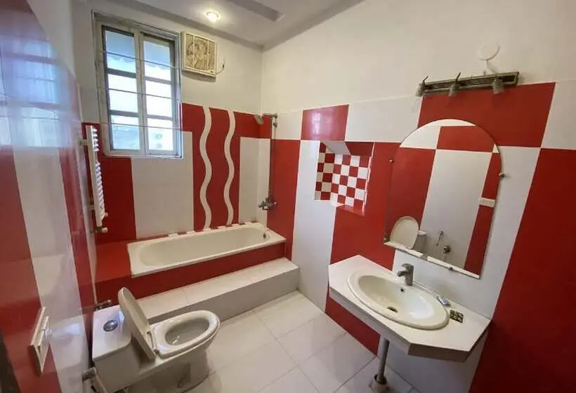 اتاق لوکس, Harvey S Guest House